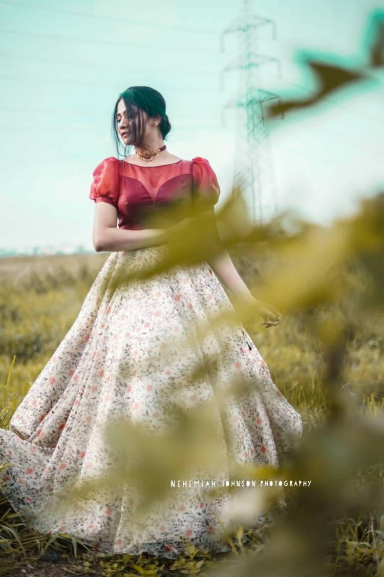 Beauty Queen Losaliya latest photoshoot