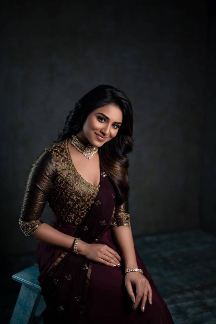 The calm and beautiful Actress Indhuja