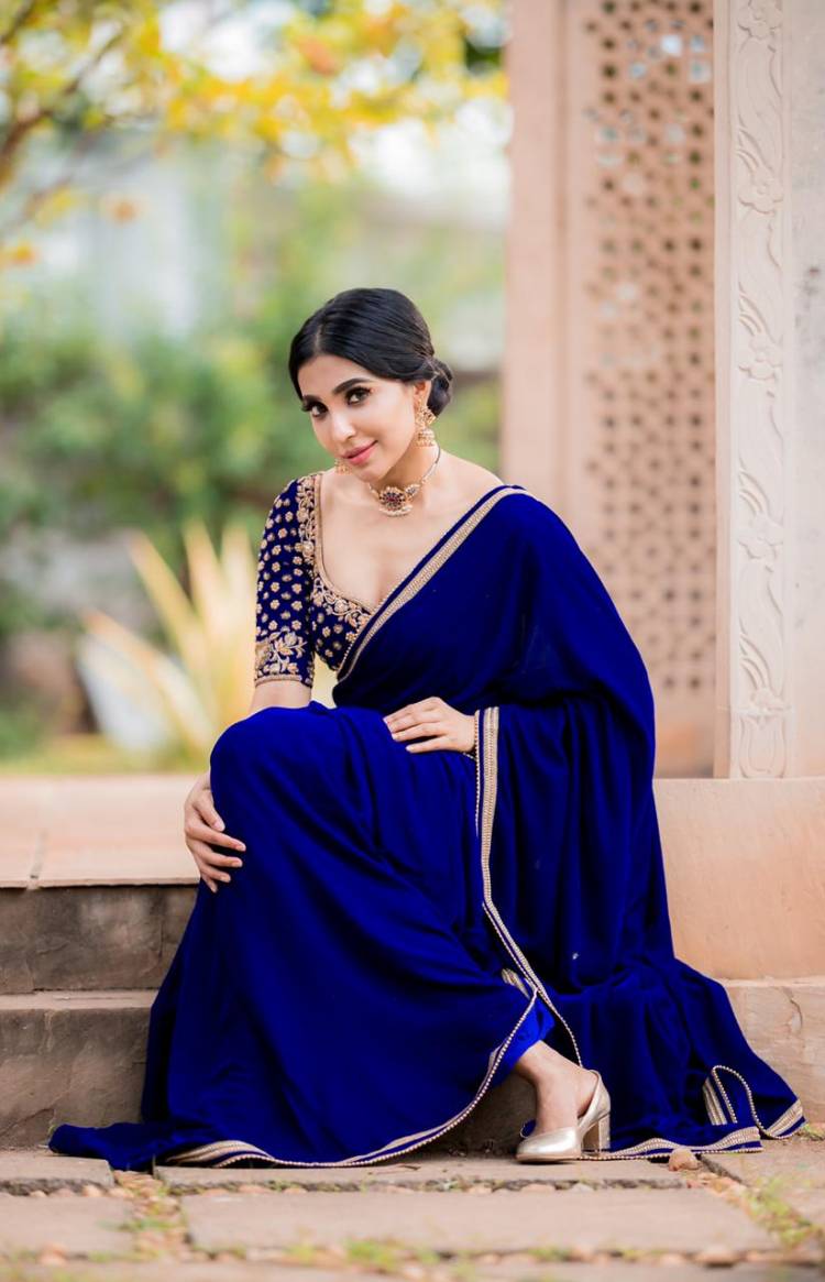 Beautiful in blue Actress Parvati looks stunning in these latest pictures