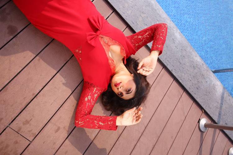 Actress #MeghaliMeenakshi looks hot in these ravishing photoshoot pictures!