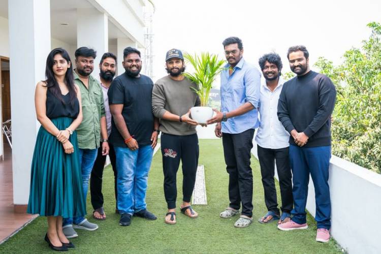 Stylish star @alluarjun congratulated & interacted with the entire team of #ColourPhoto today!