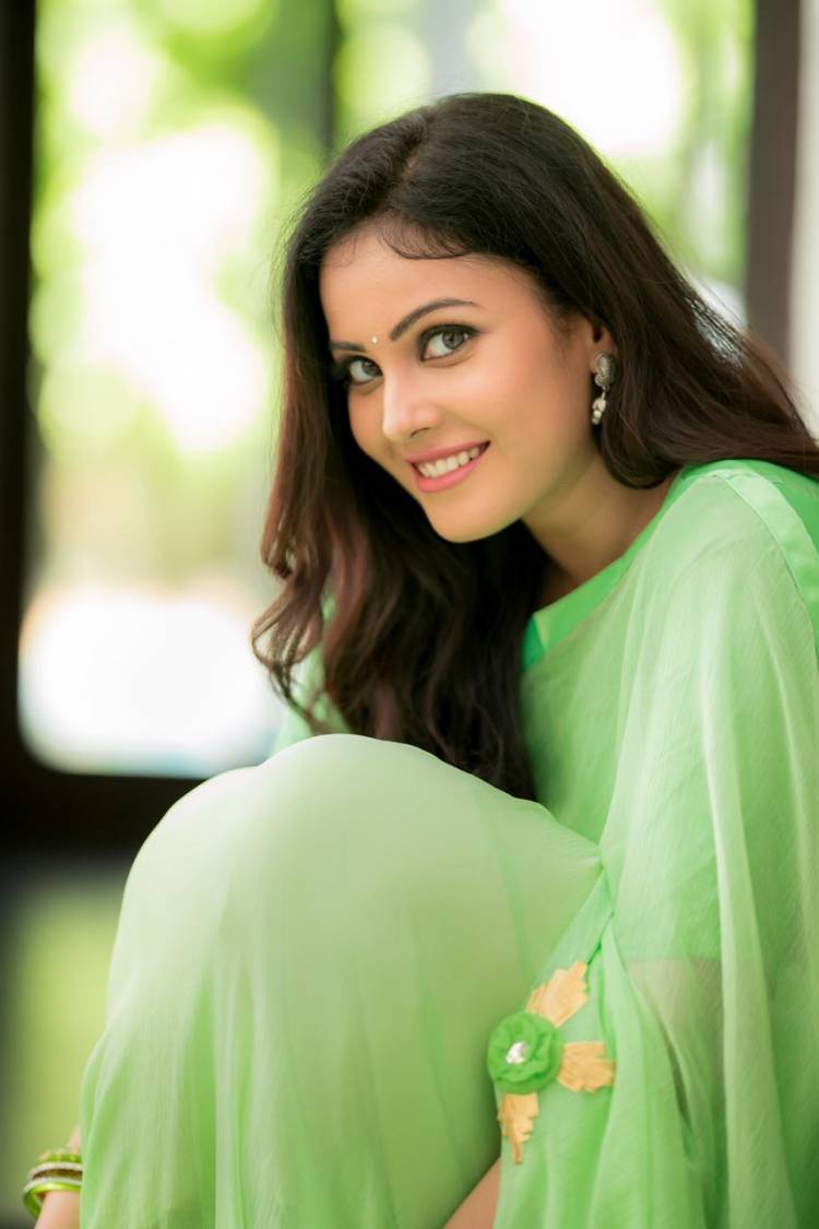 Glorious in green Actress #Chandini looks ravishing in her Latest Photoshoots