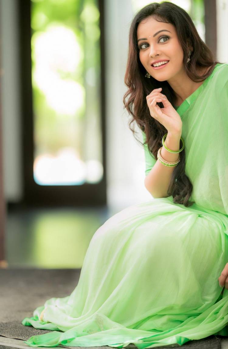 Glorious in green Actress #Chandini looks ravishing in her Latest Photoshoots