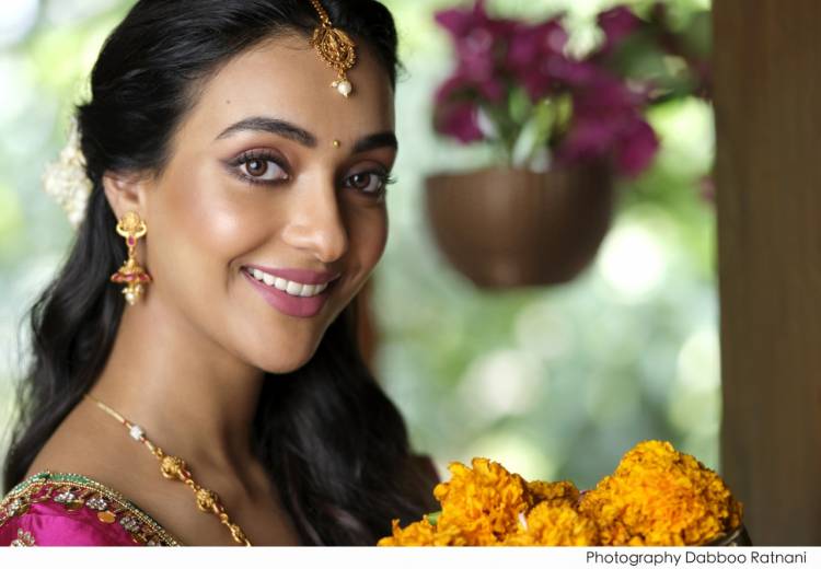 பாலிவுட்டிற்கு செல்லும் தென்னிந்திய பெண் அம்ரின் குரேஷி