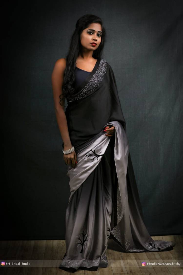 Beauty in Black #Ravishing @SaranyaRavicha7. Recent Photos