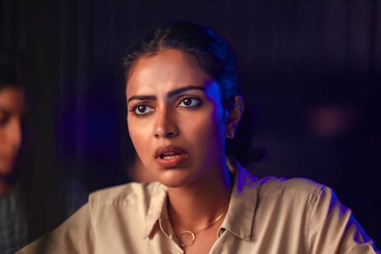 @Amala_ams to headline #KudiYedamaithe an fantasy thriller made as an 8 episode Web-Series.