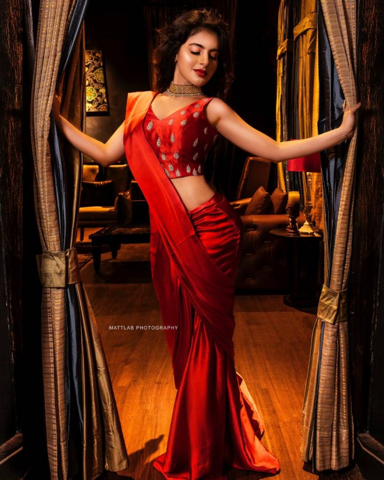 #IswaryaMenon ending the year with a sizzling red photoshoot