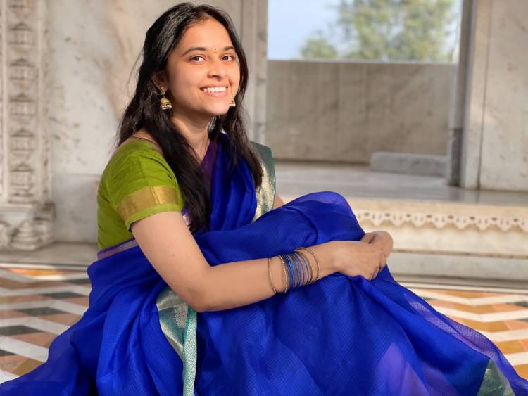 Adorable Actress #SriDivya who has captured Millions Of Hearts As #LathaPandi Wishes Everyone A Happy Pongal!!