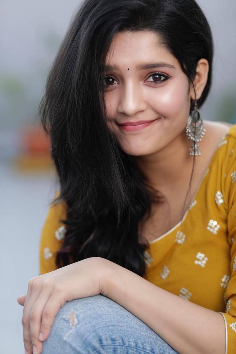 @ritika_offl looks adorable  @DoneChannel1
