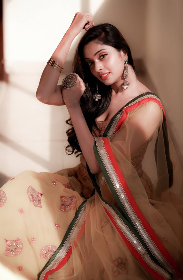 Actress Sunulakshmi latest Traditional photoshoot 