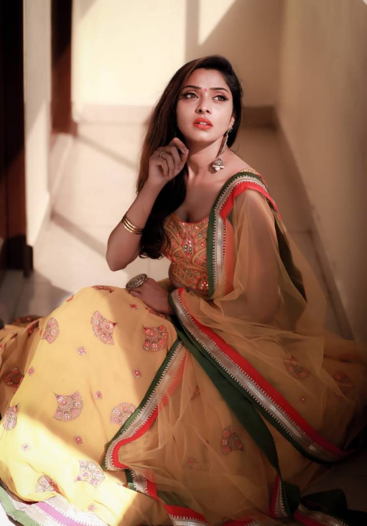 A mermaid with a toe Scorching stills of #Aramm & #Sangathalaivan fame   @sunulakshmi123