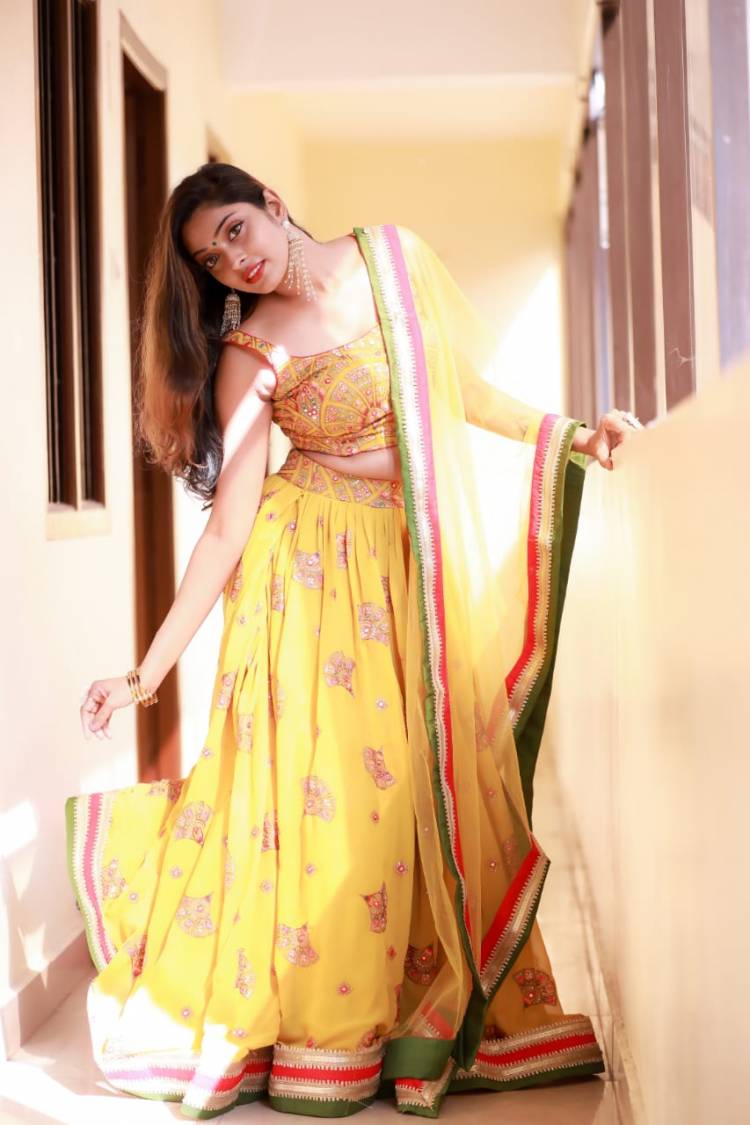 A mermaid with a toe Scorching stills of #Aramm & #Sangathalaivan fame   @sunulakshmi123