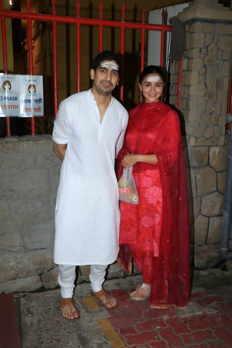 Actress @aliaa08 and Director AyanMukerji spotted visiting Mukteshwar Temple in Mumbai