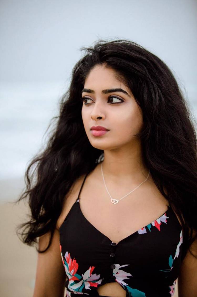 Akila Narayanan is a young girl with big dreams.