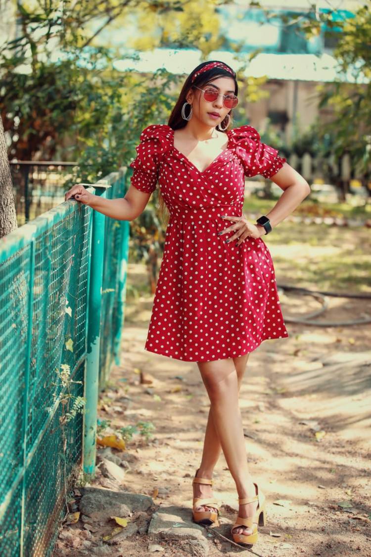. @urs_dolly , The Charming new girl In town bashing in retro outfit. Debuting  in Kollywood Soon