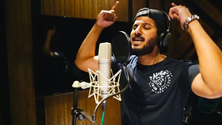 Caught behind the mike! @dulQuer sings in Tamil for the first time in the romantic comedy #HeySinamika