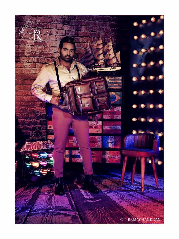 #MakkalSelvan @VijaySethuOffl from the #ManOfFusion photoshoot series !!