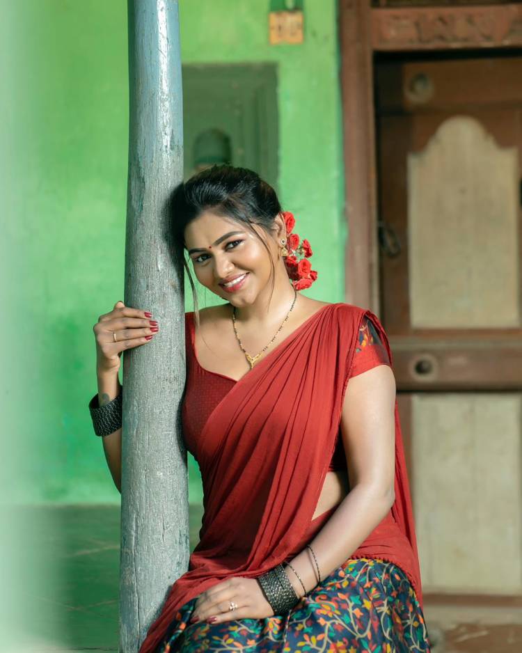 Actress ShaluShamu  latest  photoshoot