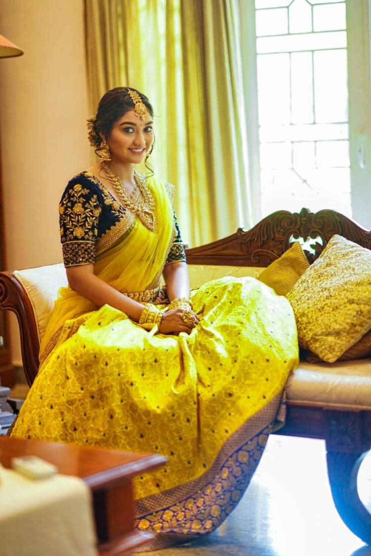 Actress #NeelimaEsai looks  elegant and beautiful in this regal outfit that has class stamped all over it!!