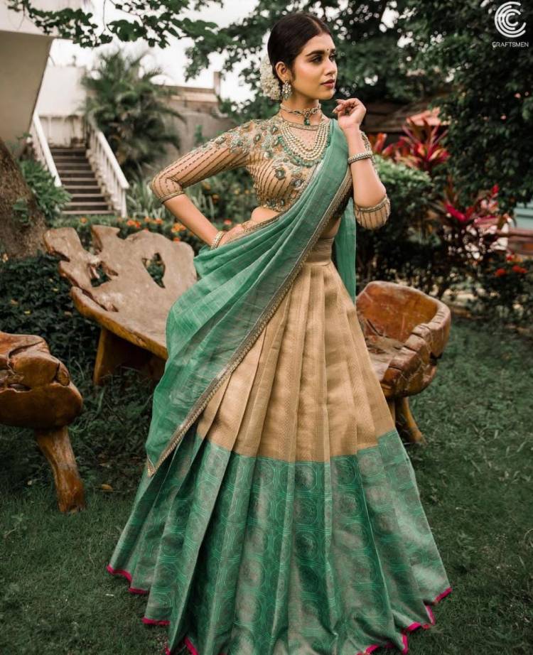 Actress #MeenakshiGovindarajan looks beautiful and elegant in her latest photoshoot.