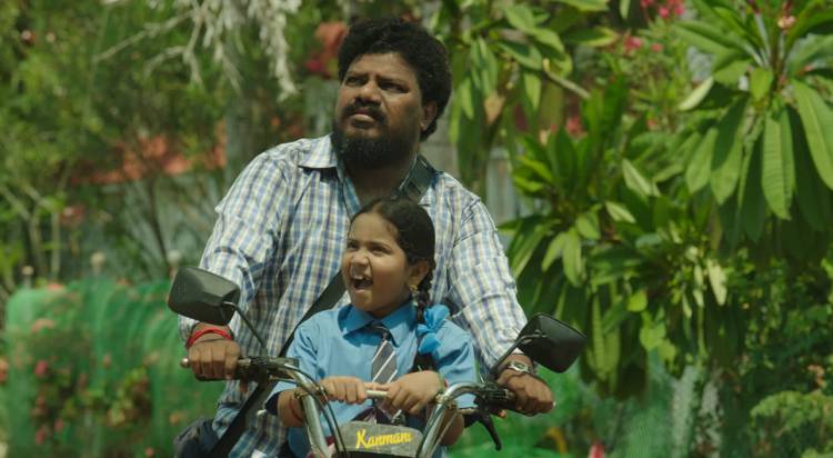 மகளின் ஆசையை நிறைவேற்ற துடிக்கும் மிடில் கிளாஸ் தந்தை  தந்தை, மகள் பாசத்தை சொல்லும் ராஜாமகள்