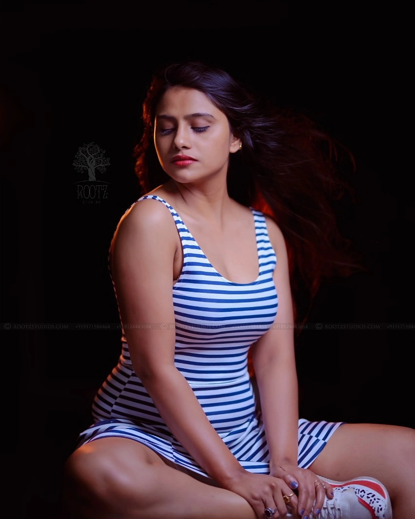 #Kuchiice Movie Actress #RathikaC new photoshoot images. 