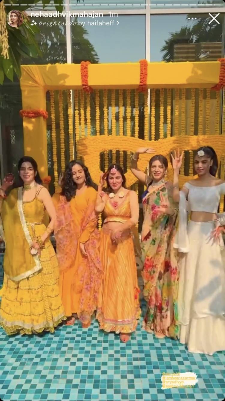 Kundali Bhagya actress Shraddha Arya shines in yellow at her haldi ceremony; see her fun photos with her girlfriends
