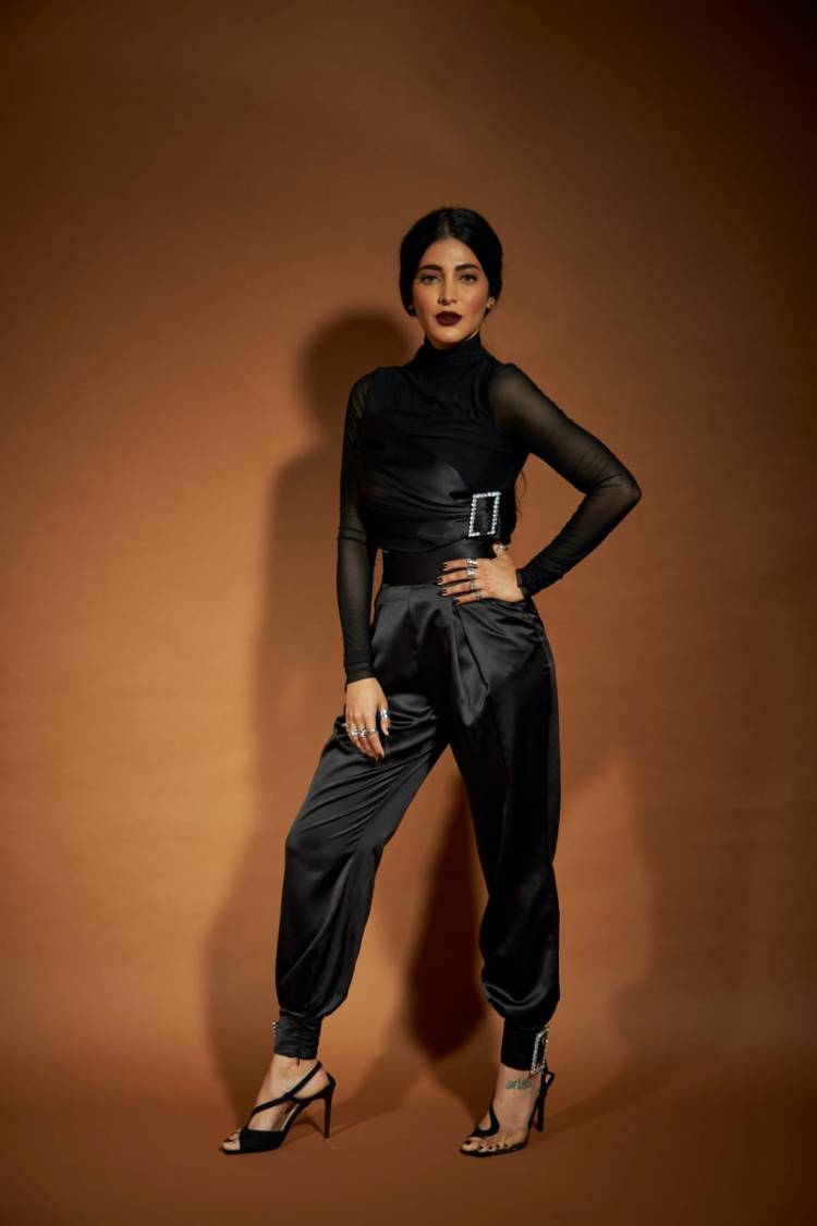 Shruti Haasan to conduct live sessions on social topics starting 27th January