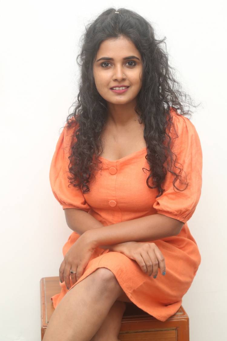 மலையாள நடிகை, கன்னட நடிகை இணைந்து நடிக்கும் தமிழ்ப் படம் ‘ஓட்டம்’