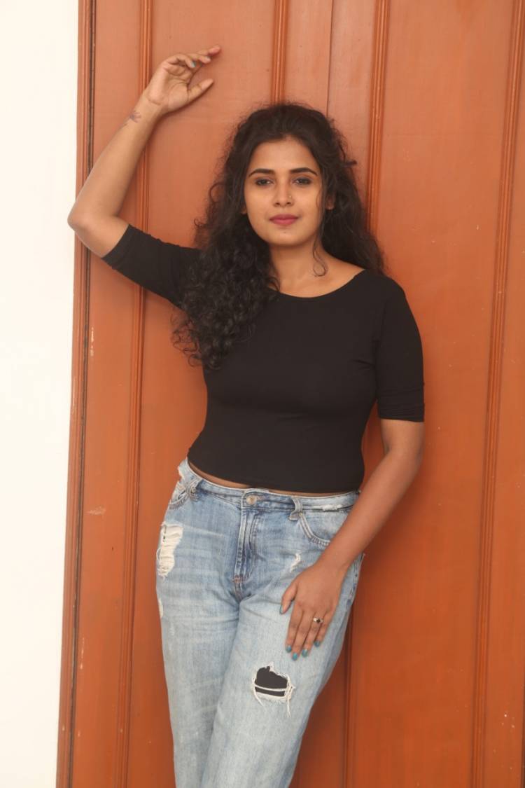 மலையாள நடிகை, கன்னட நடிகை இணைந்து நடிக்கும் தமிழ்ப் படம் ‘ஓட்டம்’