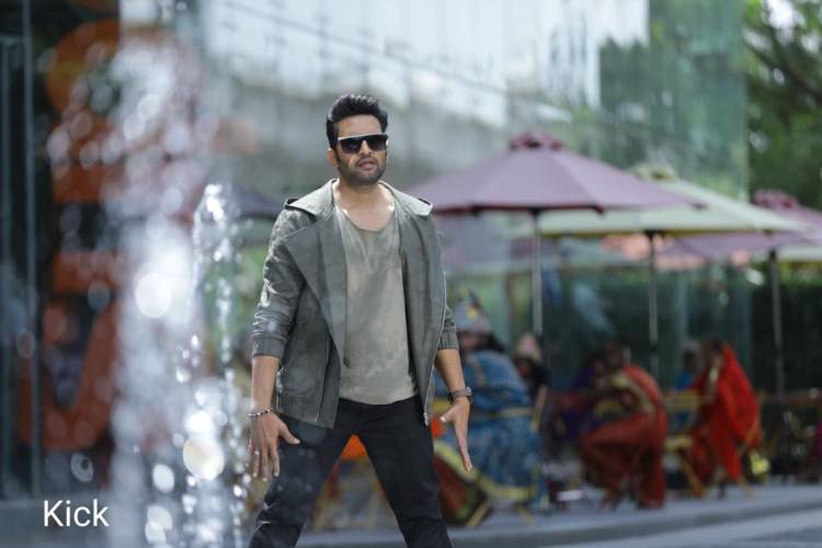 Santhanam's "Kick" is an entertaining film that will make you laugh and forgot all sorrows. 
