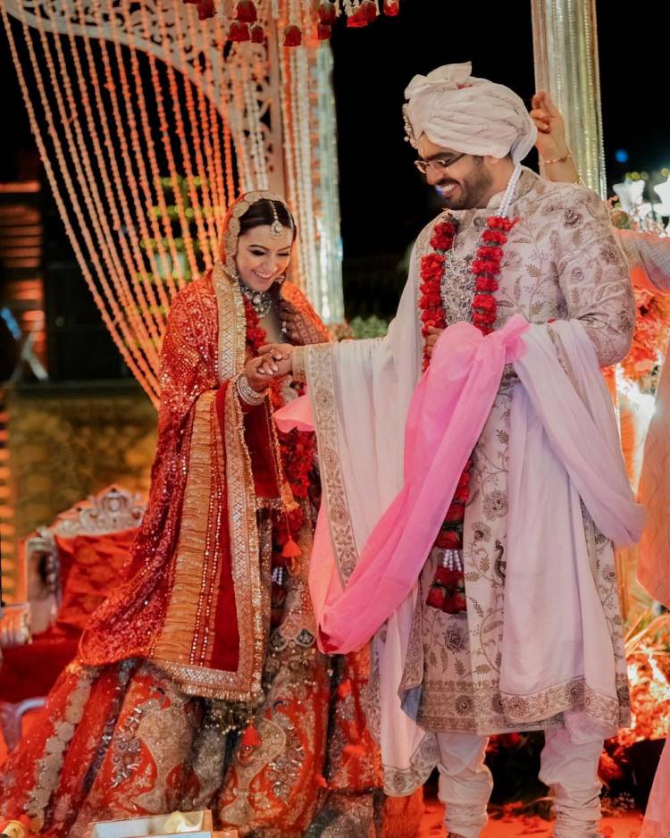 Actress Hansika Motwani married Mumbai-based tycoon Sohael Khaturiya on December 4, 2022,at 450-yr old Mundota Fort Palace in Jaipur. 