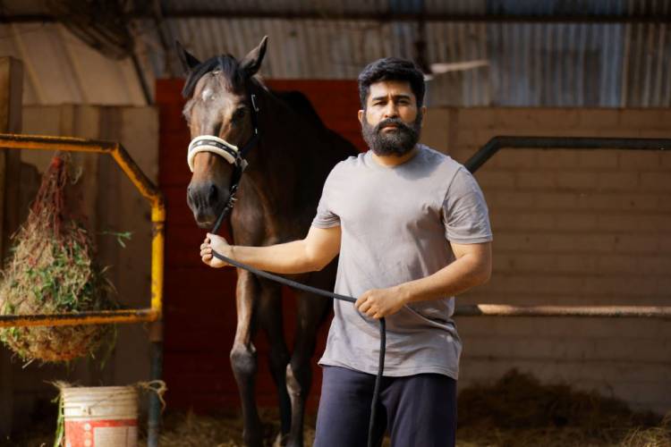“Raththam has a gripping plot, and engaging package that will give 100% satisfaction to audiences as they walk out of the theatres.” - Actor Vijay Antony