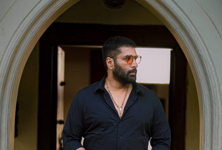 பத்திரிகைகள் பாராட்டும் *’அஞ்சாமை’ இயக்குனருக்கு நடிகர் ரஹ்மான் பாராட்டு !