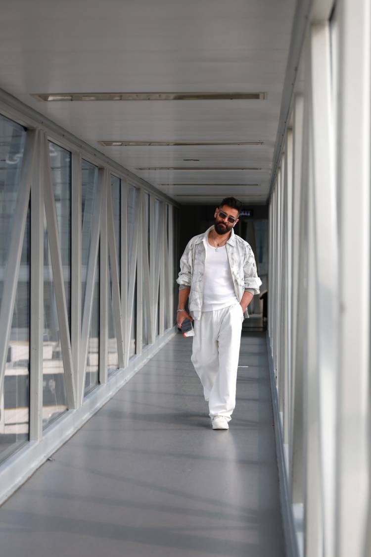 'சீயான்' விக்ரம் நடிக்கும் 'வீர தீர சூரன்- பார்ட் 2 'பெங்களூரூ ப்ரமோஷன்