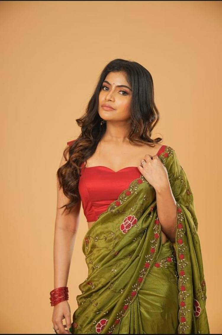 பேட்மிட்டன் வீராங்கனை டூ நடிகை: குயின்சி ஸ்டான்லி!