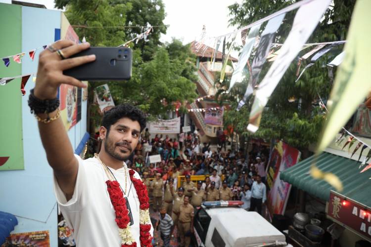 ஹிர்து ஹாரூன் நாயகனாக நடிக்கும் புதிய படம் “டெக்ஸாஸ் டைகர்”!!
