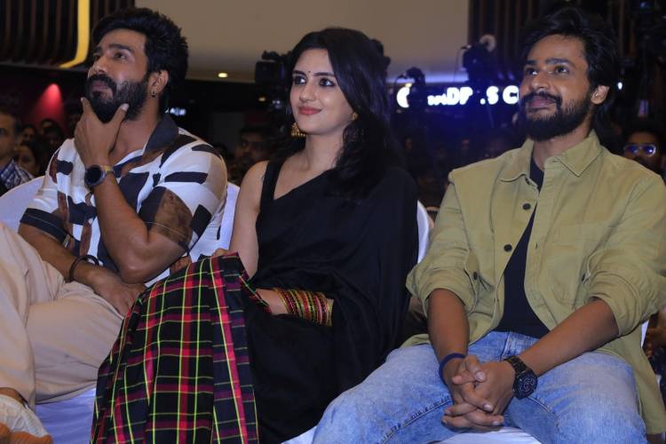 Bollywood Star Aamir Khan Praises ‘Oho Endhan Baby’!