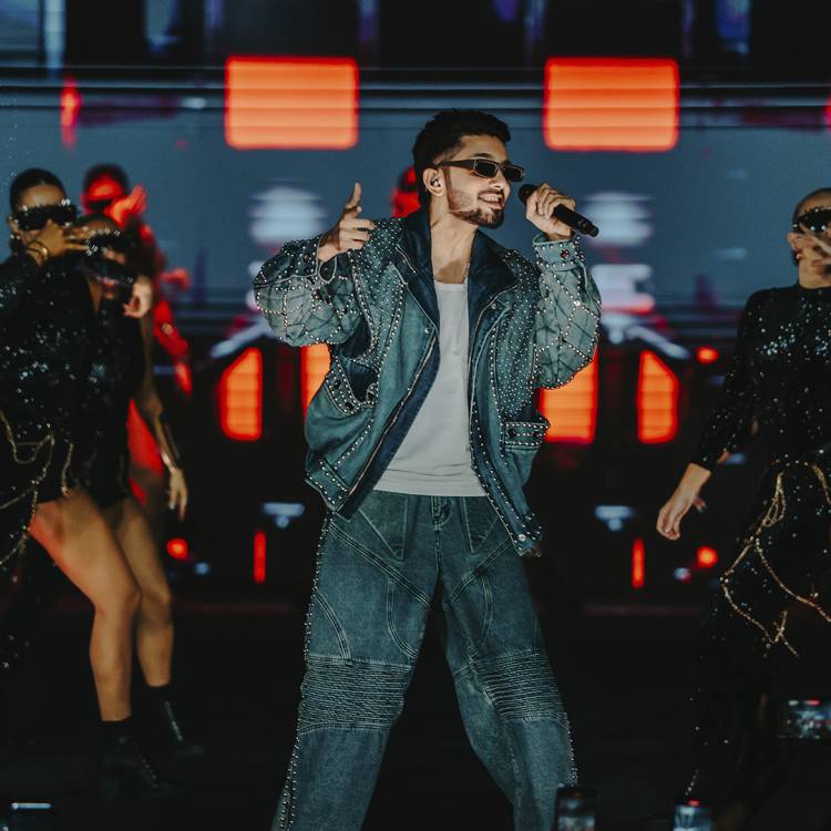  புதிய சாதனை படைத்த அனிருத்தின் சென்னை இசை நிகழ்ச்சி ..  45 நிமிடத்திற்குள் அனிருத்தின் #Hukum புதிய சாதனை