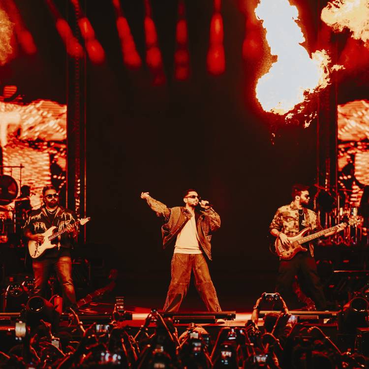  புதிய சாதனை படைத்த அனிருத்தின் சென்னை இசை நிகழ்ச்சி ..  45 நிமிடத்திற்குள் அனிருத்தின் #Hukum புதிய சாதனை