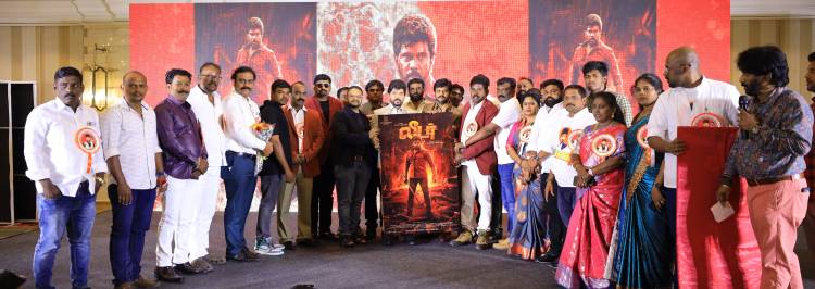 பத்திரிகையாளர்கள் மற்றும் ரசிகர்கள் முன்னிலையில் வெளியிடப்பட்ட லெஜெண்ட் சரவணனின் 'லீடர்' படத்தின் டைட்டில் & கிளிம்ப்ஸ்