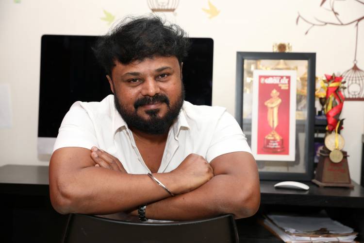 A new horror thriller starring Sundar C to be produced by G.A. Harikrishnan and Durga Devi Harikrishnan under the banner of Moment Entertainments; After the success of ‘Iruttu’ and ‘Thalainagaram 2’, Sundar C-Director Dhorai V.Z. success combo reunites