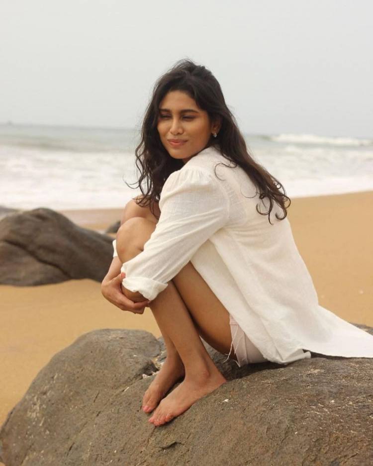 Actress Manisha Yadav Stills