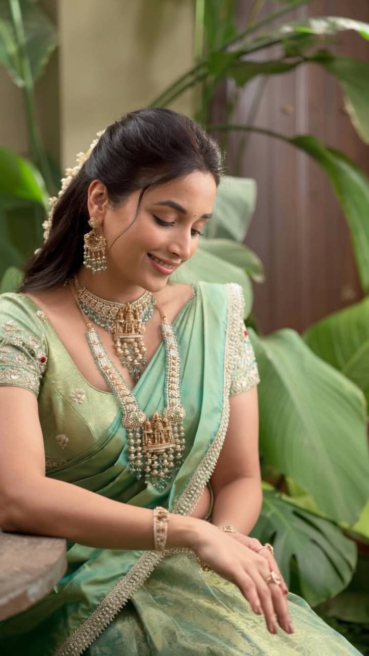 Actress Srinidhi Shetty Latest Stills