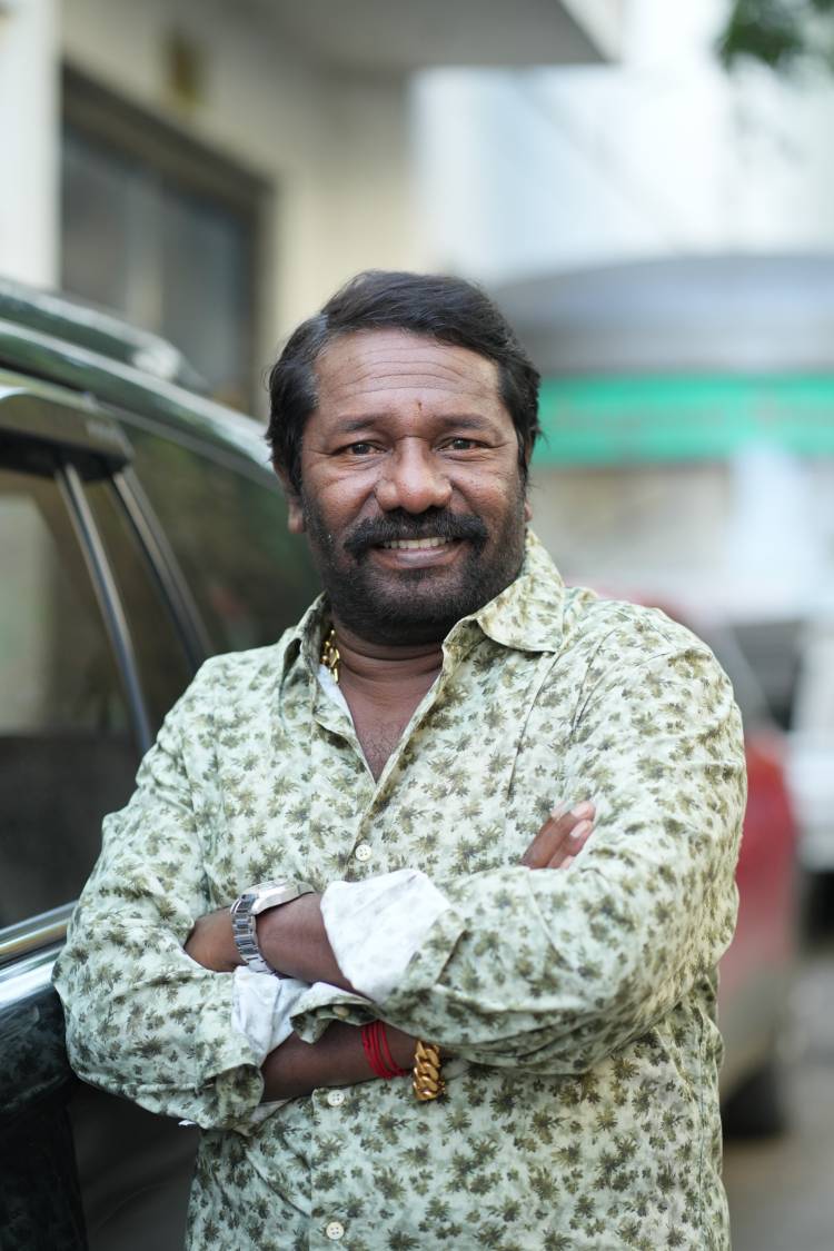 திரையரங்குகளில் செப்டம்பர் 17 ஆம் தேதி  வெளியாகும் ‘என்ன விலை’ திரைப்படத்தின் மூலம் திரையுலகில் 25 ஆண்டுகளை நிறைவு செய்யும் நடிகர் கருணாஸ்!