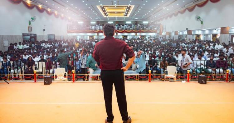 25 மாவட்டங்கள்… 2,000 ரசிகர்கள்… பிரம்மாண்டமாக நடைபெற்ற திரு. சூர்யா ரசிகர்களின் Photoshoot!