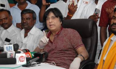 மனித உரிமை காக்கும் கட்சியின் நிறுவனர் திரு.M.கார்த்திக் அவர்களின் பத்திரிகையாளர் சந்திப்பு