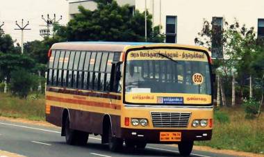 மாவட்டங்களுக்குள் மற்றும் மாவட்டங்களுக்கு இடையிலான தனியார், அரசுப் பேருந்து போக்குவரத்துக்கு தடை