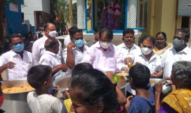 திமுக சார்பில் 500க்கும் மேற்பட்டோருக்கு மதிய உணவு