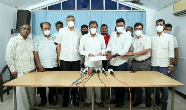 லைகா புரோடக்சன்ஸ் திரு.சுபாஸ்கரன் அவர்கள் சார்பில் கொரோனா நிவாரண நிதிக்காக ரூபாய் 1 கோடி